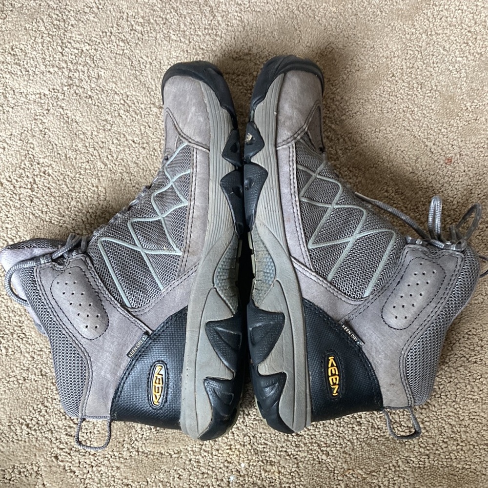 KEEN Dry Verdi II Mid Men’s Size 10 Grey Leather Mesh Waterproof Hiking Boots - Picture 4 of 6